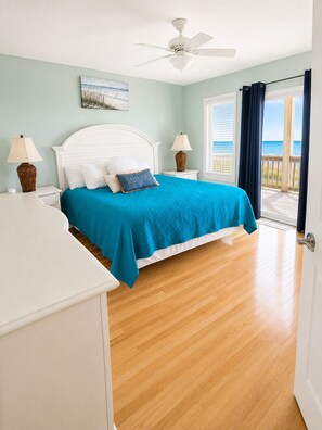 8 bedrooms, iron/ironing board, WiFi