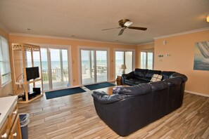 Smart-TV, DVD-Player