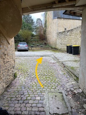 Property grounds - Cocon Boisé x Parking by Melrose (Bayeux)