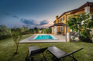 Pool - Villa Katharina with pool and sauna (Susnjici)