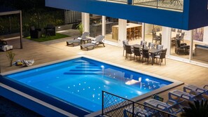 Beheizter Pool