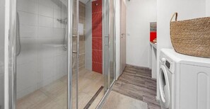 Handdoeken, toiletpapier