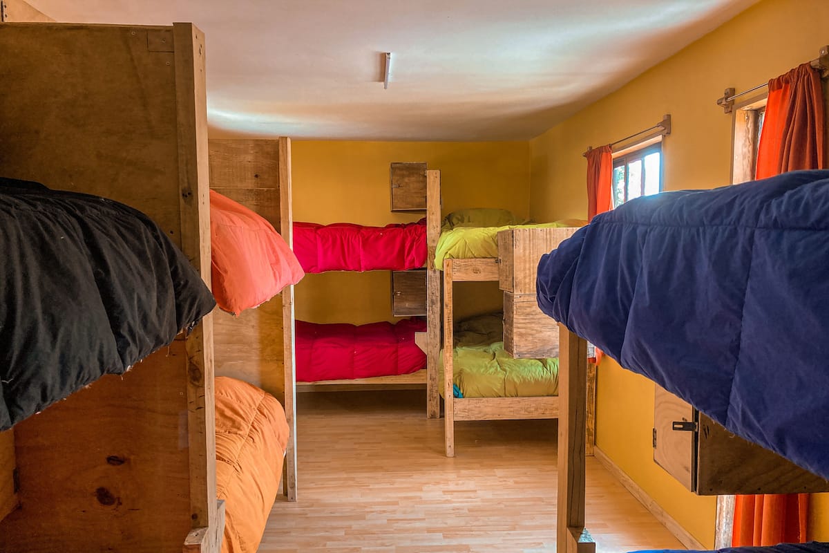 Eenvoudige slaapzaal | Gratis wifi, beddengoed
