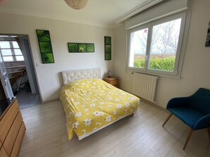 2 bedrooms, iron/ironing board, free WiFi, bed sheets - Maison à Cleder sur la Cote des Sables (Cléder)