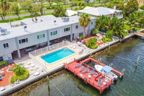 Pool - Beach & Bay! Waterfront condo with Fish/Boat Dock & Heated Pool (Treasure Island)