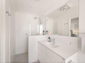 Bruser, hårtørrer, Shampoo