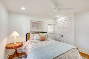 1 habitación, tabla de planchar con plancha y acceso a internet 