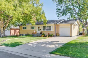 Exterior - 4 Mi to Hwy Access for Mtn Fun: Family Getaway! (Lakewood)