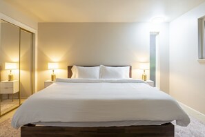4 Schlafzimmer, Bügeleisen/Bügelbrett, kostenloses WLAN, Bettwäsche