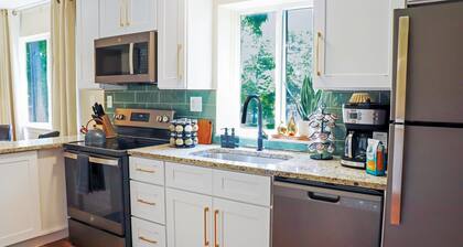 Cozy 1BR Apartment in Quiet Neighborhood