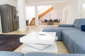 تلفزيون ذكي