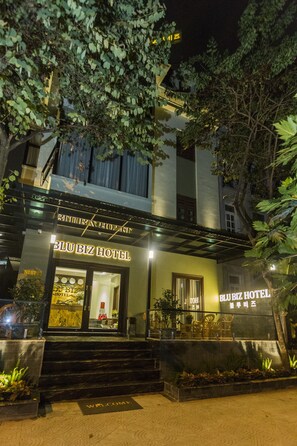 Front of property - Blubiz Hotel 8 (Hanoi)