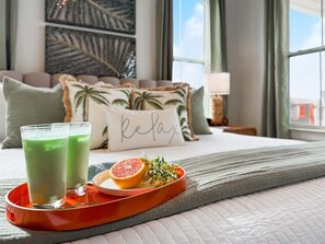 4 bedrooms, desk, iron/ironing board, free WiFi - Hot Tub | Beach View | Pet Friendly | 2 King Suite (Galveston)