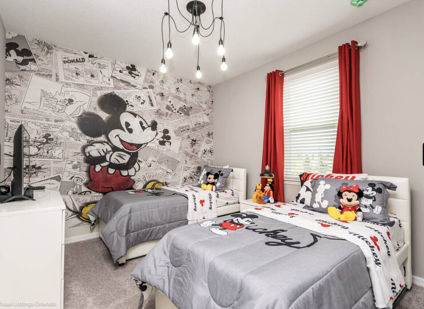 9 bedrooms, iron/ironing board, WiFi, bed sheets