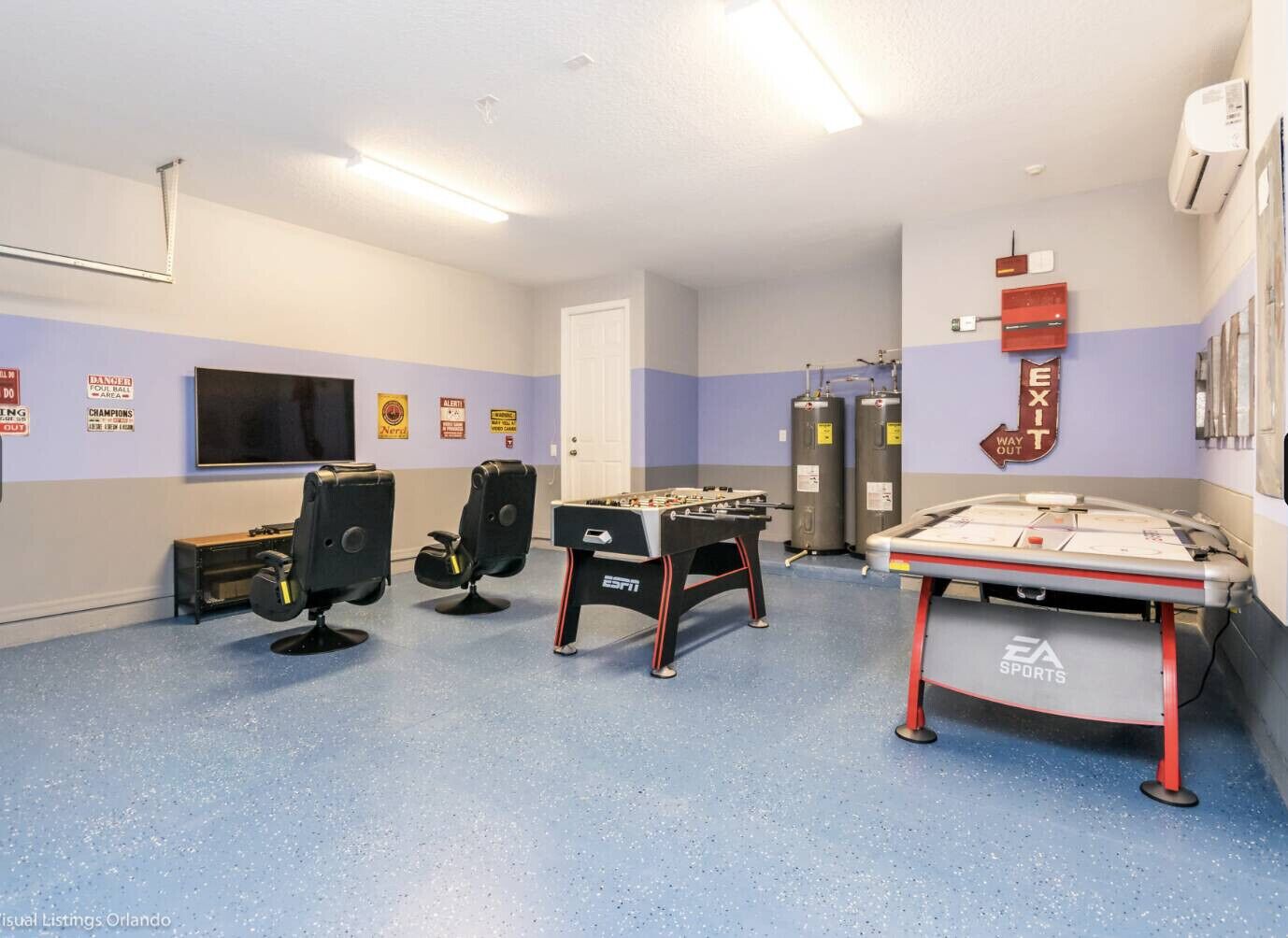 Spielezimmer