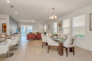 Dining - Last Minute Disney Getaway! Private Pool, Hot Tub & Game Room. Book Now! #16034 (Orlando)