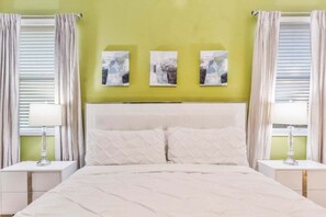 8 bedrooms, iron/ironing board, WiFi, bed sheets - Last Minute Disney! Private Pool, Hot Tub, Game Room & Themed Bedrooms. Book Now! #16282 (Orlando)