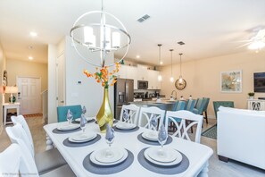 Dining - Last Minute Disney Getaway! Private Pool & Themed Bedrooms. Book Now! #28630 (Orlando)