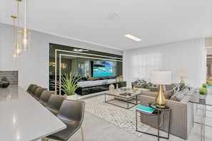 Interior - Last Minute Disney! Private Pool, Hot Tub, Game Room & Themed Bedrooms. Book Now! #29418 (Orlando)