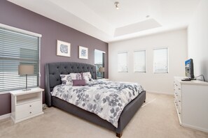 5 bedrooms, iron/ironing board, WiFi, bed sheets - Last Minute Disney Getaway! Private Pool, Hot Tub & Game Room. Book Now! #29576 (Orlando)