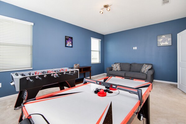 Game room - Last Minute Disney Getaway! Private Pool, Hot Tub & Game Room. Book Now! #29576 (Orlando)