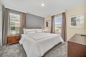 9 bedrooms, iron/ironing board, WiFi, bed sheets - Last Minute Disney! Private Pool, Hot Tub, Game Room & Themed Bedrooms. Book Now! #29578 (Orlando)