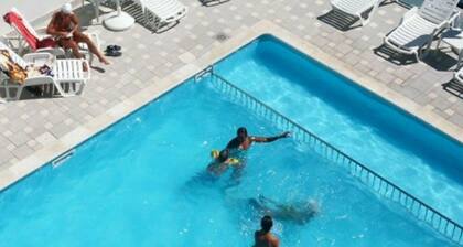 Residenz Regent Beach Einzimmer-Wohnung Living für 4 Personen