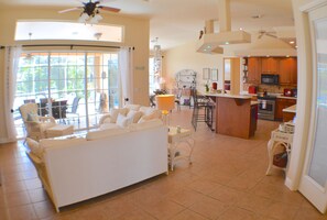 Smart TV - Cape Coral 327 - Four Bedroom Villa, Sleeps 8 (Cape Coral)