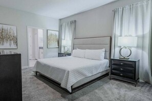 9 habitaciones, tabla de planchar con plancha, wifi y ropa de cama