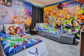 Children's area - Last Minute Disney! Private Pool, Hot Tub, Game Room & Themed Bedrooms. Book Now! #32538 (Orlando)