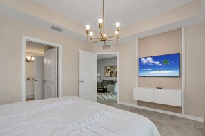 3 bedrooms, iron/ironing board, WiFi, bed sheets