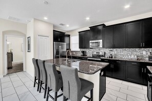 Fridge, microwave, oven, stovetop - Last Minute Disney Getaway! Private Pool, Hot Tub & Game Room. Book Now! #36648 (Orlando)