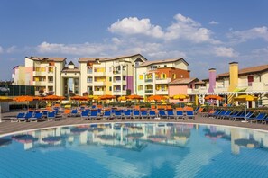 Pool - Residence Mimose two-room apartment Bilo for 5 persons (Caorle Lido Altanea)