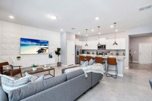 Smart TV - Last Minute Disney Getaway! Private Pool & Themed Bedrooms. Book Now! #42816 (Orlando)