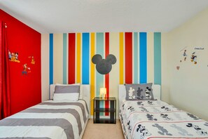 4 Schlafzimmer, Bügeleisen/Bügelbrett, WLAN, Bettwäsche