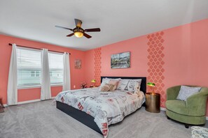 5 bedrooms, iron/ironing board, WiFi, bed sheets