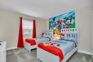 4 chambres, fer et planche à repasser, Wi-Fi, literie fournie