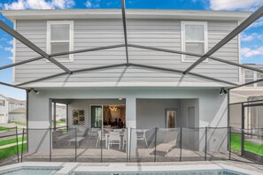 Terrace/patio - Last Minute Disney! Private Pool, Hot Tub, Game Room & Themed Bedrooms. Book Now! #55445 (Orlando)