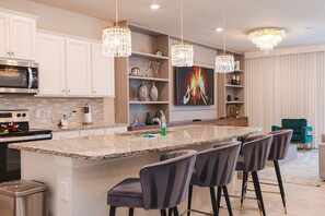 Fridge, microwave, oven, stovetop - Last Minute Disney! Private Pool, Hot Tub, Game Room & Themed Bedrooms. Book Now! #55527 (Orlando)