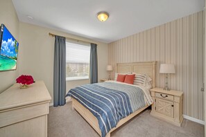 3 quartos, ferros/tábuas de passar roupa, Wi-Fi, roupa de cama
