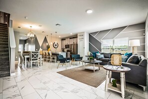 Smart TV - Last Minute Disney Getaway! Townhouse with Private Pool. Book Now! #87939 (Orlando)