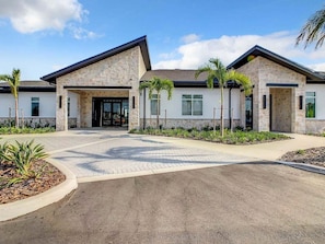 Exterior - Last Minute Disney Getaway! Luxury Condo with Private Balcony. Book Now! #88007 (Orlando)