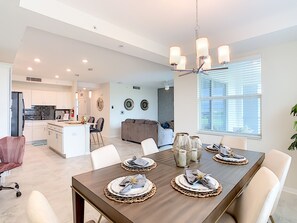 Dining - Last Minute Disney Getaway! Luxury Condo with Private Balcony. Book Now! #88027 (Orlando)