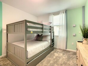 2 soverom, strykejern/-brett, wi-fi og sengetøy