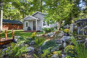 Exterior - The Guest Cabin Holiday Home (Three Lakes)