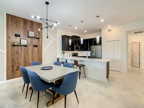 Dining - Last Minute Disney Getaway! Themed Bedrooms & Private Balcony. Book Now! #88045 (Orlando)