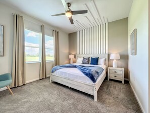 2 Schlafzimmer, BĂŒgeleisen/BĂŒgelbrett, WLAN, BettwĂ€sche
