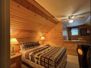 3 bedrooms, travel cot, WiFi, bed sheets