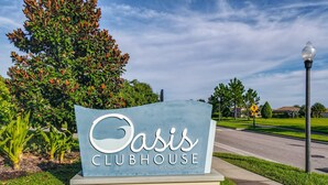 Schild für den Oasis Clubhouse in ChampionsGate.