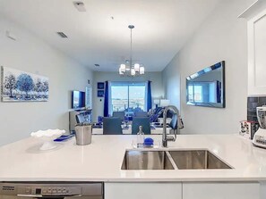 Fridge, microwave, oven, stovetop - Last Minute Disney Getaway! Luxury Condo with Private Balcony. Book Now! #88083 (Orlando)